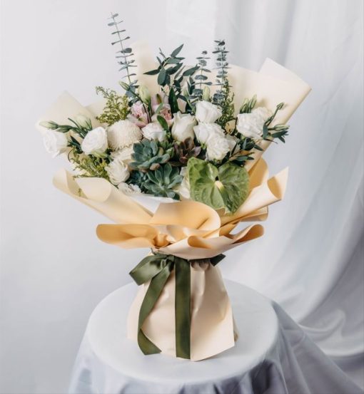 Classy Emerald Bouquet - Image 3