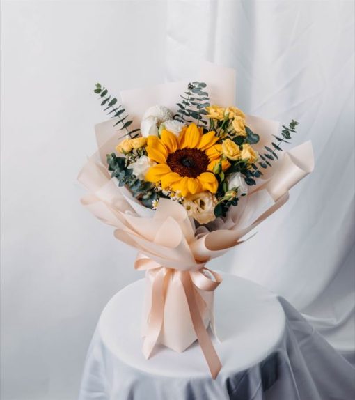 Sunny Smiles Bouquet - Image 6