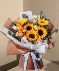 Gold Brilliance Bouquet