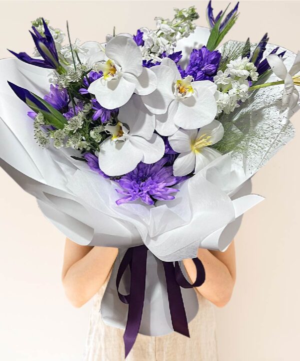 Opulent Oasis Ultra Premium and Giant Bouquet