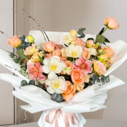 Peach Serenity Whisper Ultra Premium and Giant Bouquet