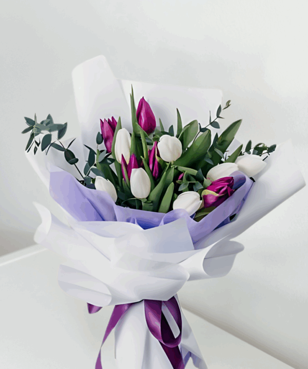 Purple Perfection Bouquet - M DAY 2026