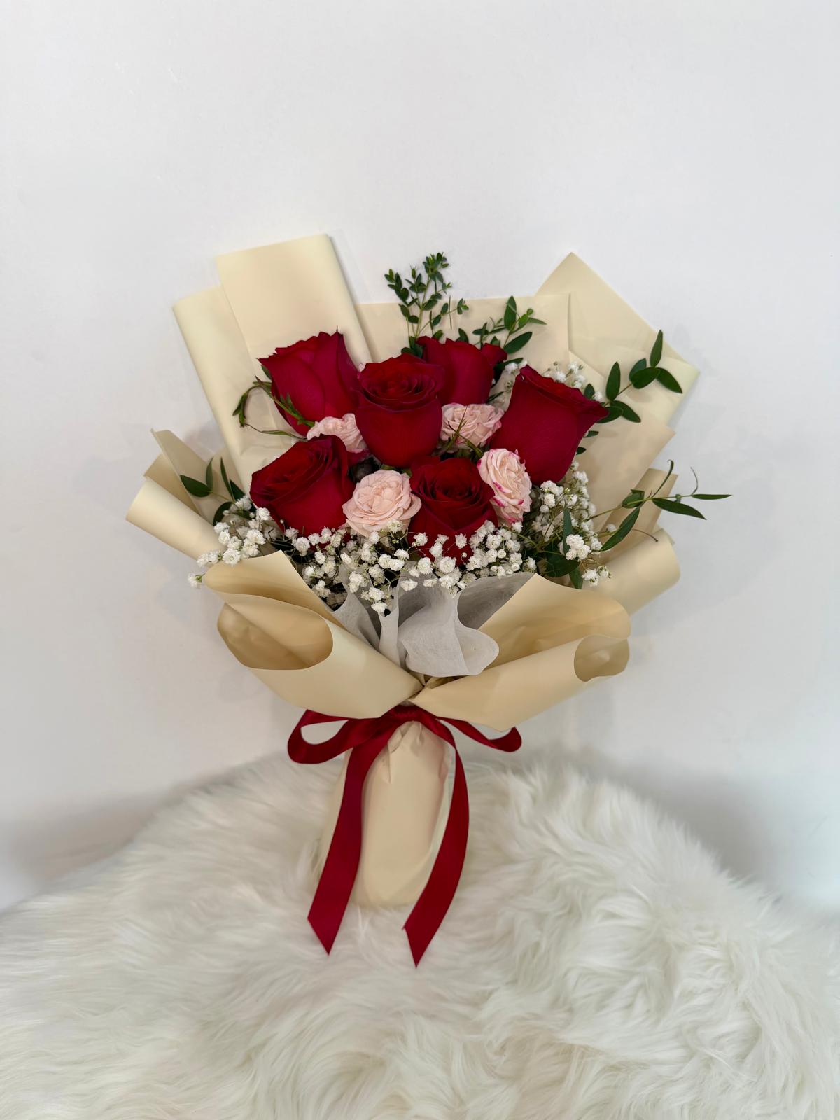 Sweetheart Blush Rose Bouquet - V DAY 2026